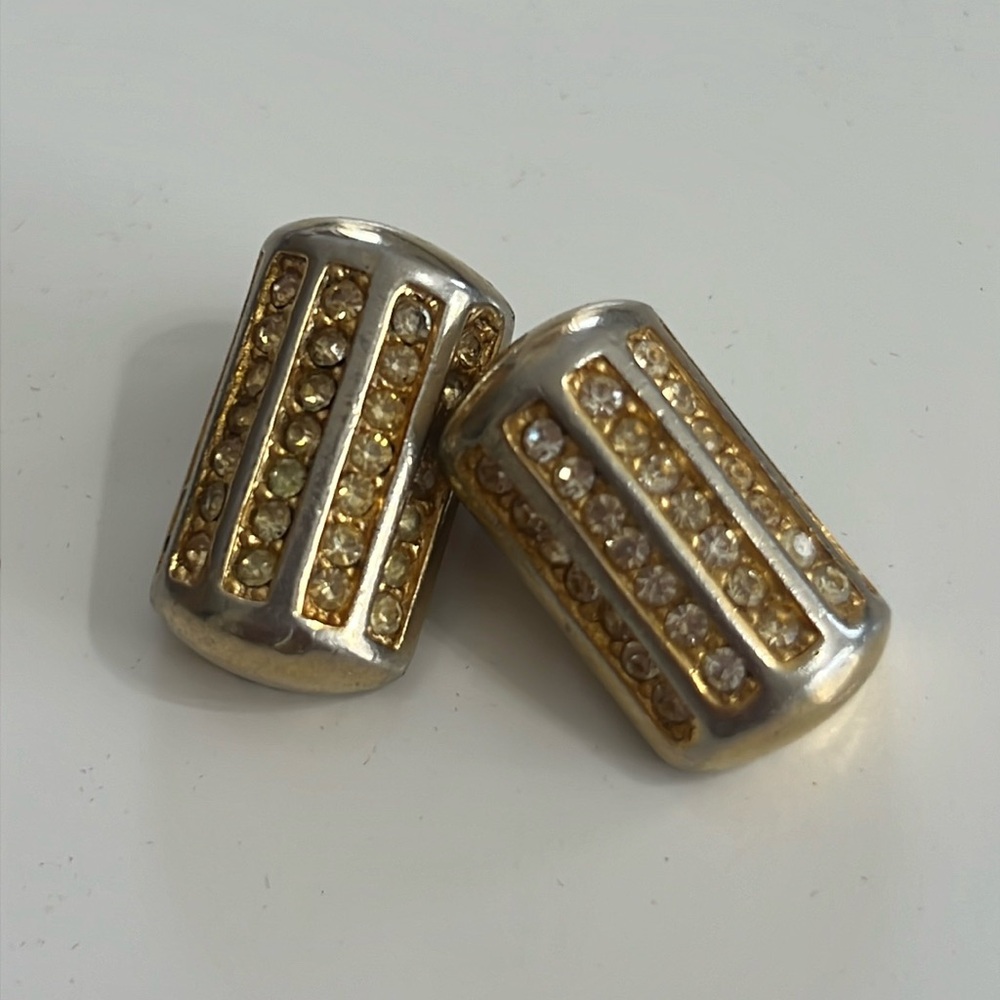 Vintage Gold and Rhinstone Clip on earrings 1980’s